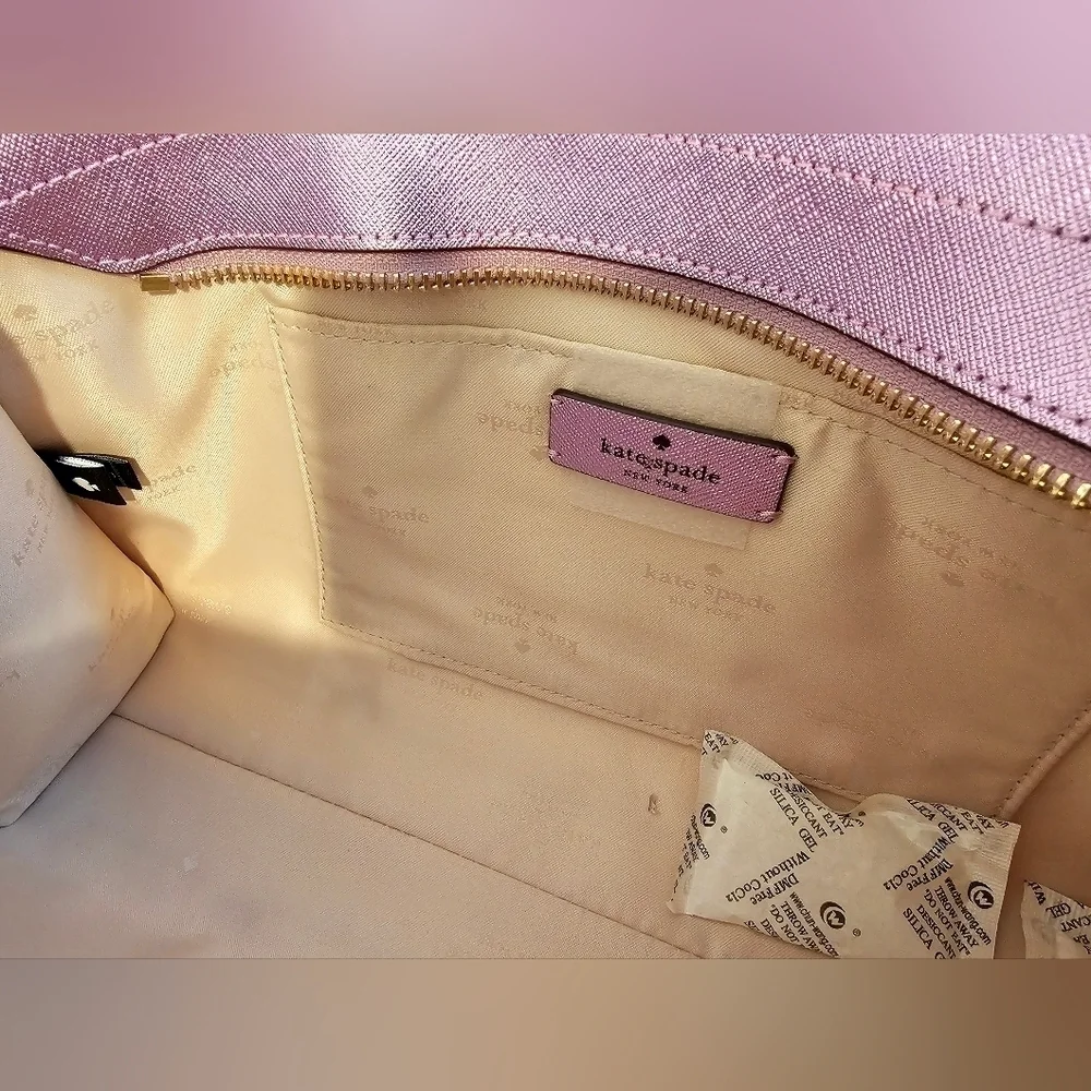 Kate Spade Kenzie Shoulder Bag.